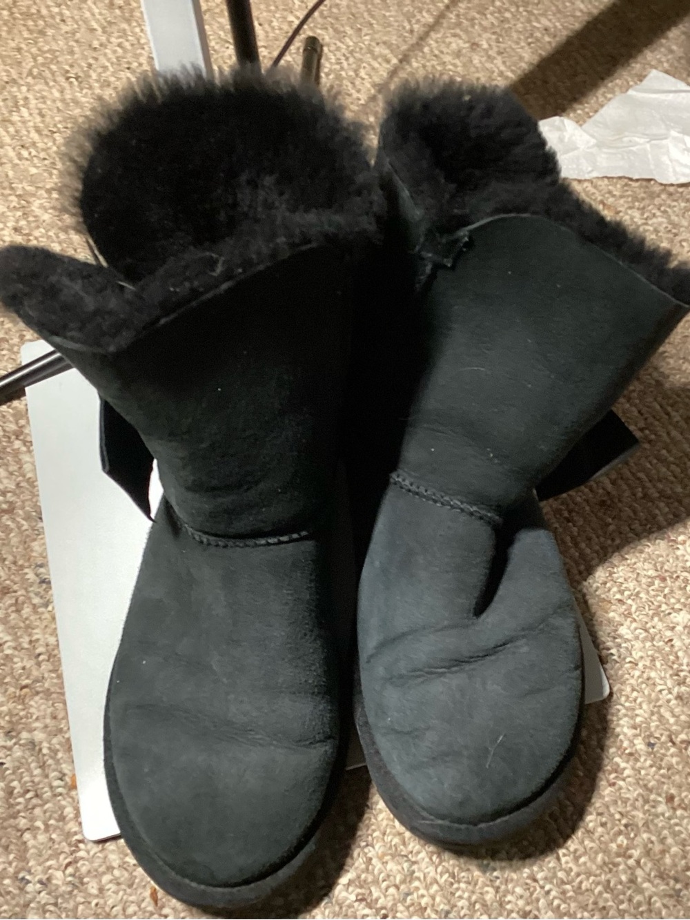 Cozy Shearling-Lined Women's Winter Boots - Black